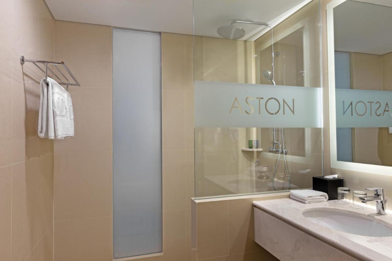 Aston Gresik Hotel & Conference Center Zewnętrze zdjęcie