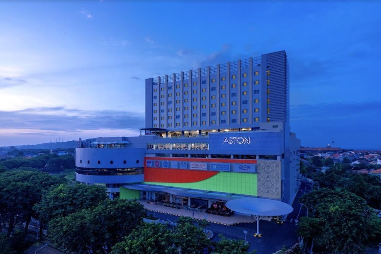 Aston Gresik Hotel & Conference Center Zewnętrze zdjęcie